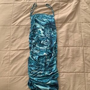 Blue and white marble ruched dress